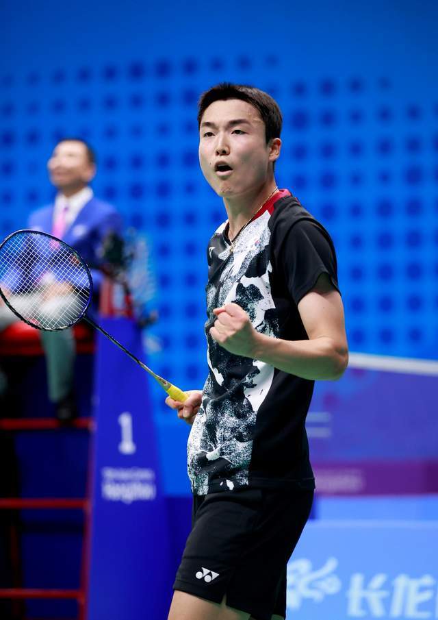 泰国队碾压韩国队，李梓嘉点燃赛场