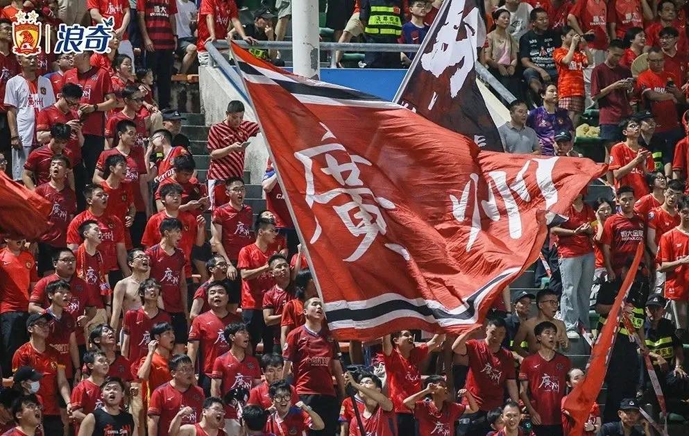 广东队双外援合力砍下+，横扫对手