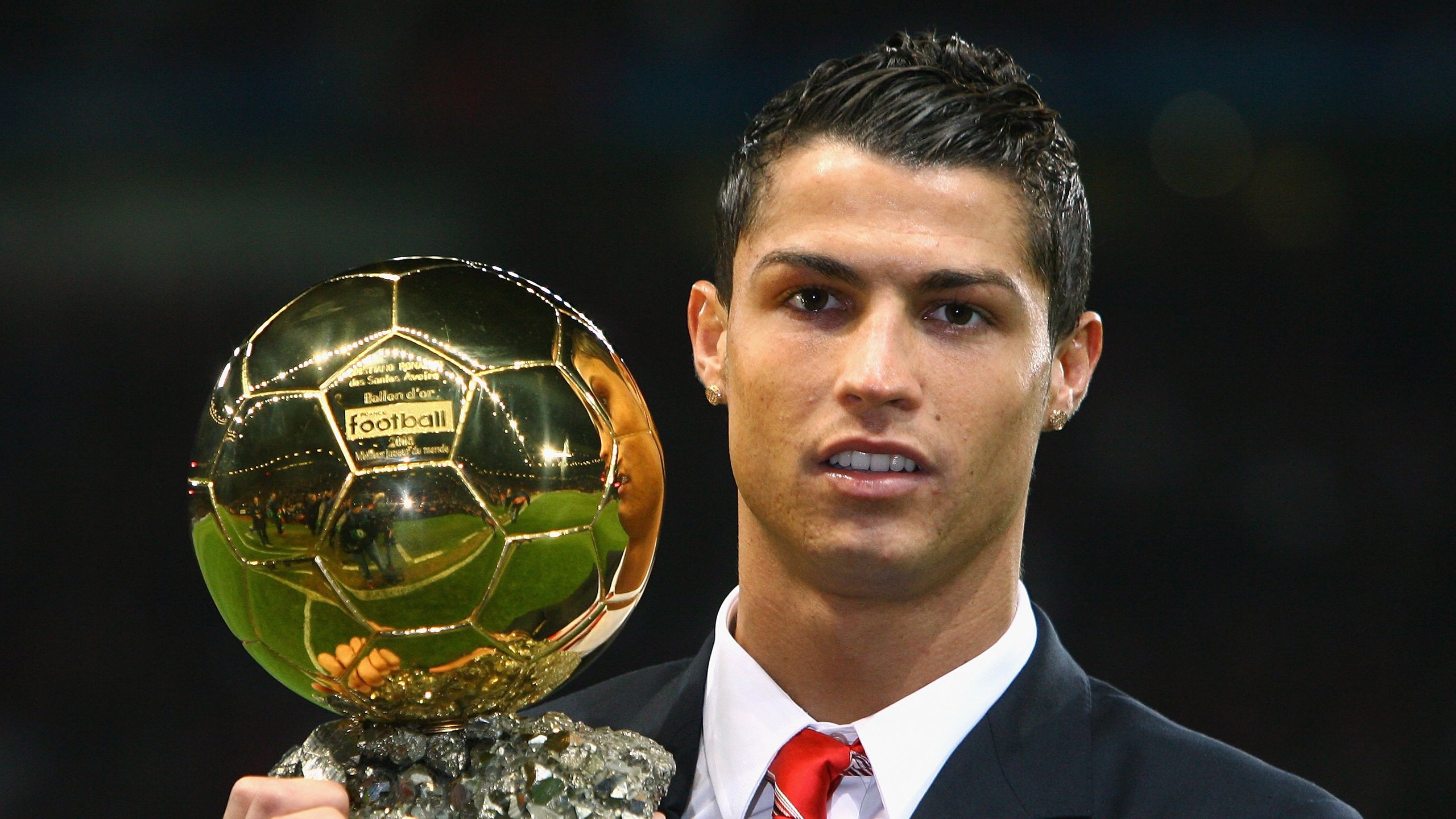 亚洲力量崛起，日本足球碾压德国，戴资颖领军羽球再创辉煌